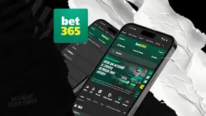 惊现球场后,惊魂一幕,曼联赛迷列,bet365,bet365体育,bet365官网,bet365网址