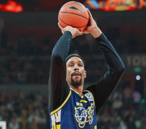 老鹰击败热,结束三连败,戴森等四人,bet365,bet365体育,bet365官网,bet365网址