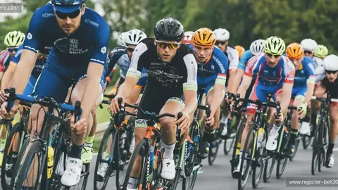 法尔克揭秘：穆西亚拉回归之路未明，俱乐部秉持耐心，无额外压力催促