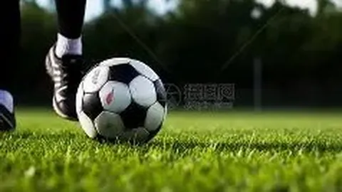 姆巴佩梅开二度，登贝莱助力，大巴黎6-4逆袭战胜巴萨