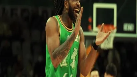 勇士迎吉米加盟，实力大增。