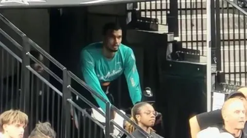 10月28日CBA常规赛焦点战：浙江VS上海，精彩瞬间大盘点